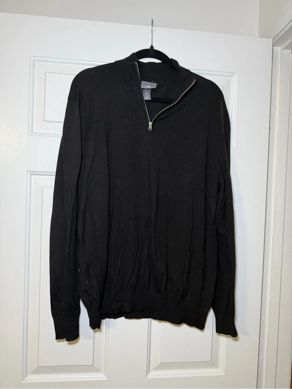 H&M Men’s Black Slim Fit Quarter Zip Pullover Sweater Size XL